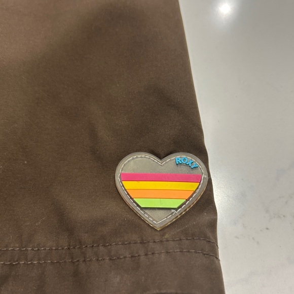 Roxy Board Brown Shorts - Picture 3 of 6